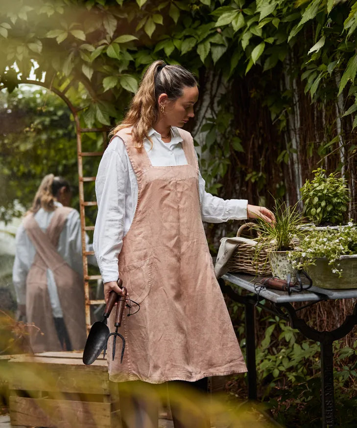 Cross Back Apron Stonewashed Linen