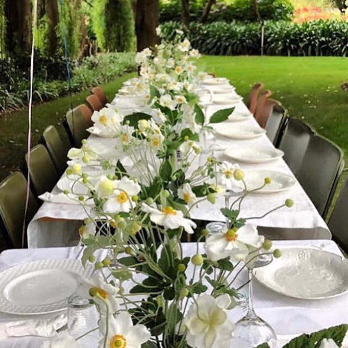 White Bauble Table cloth